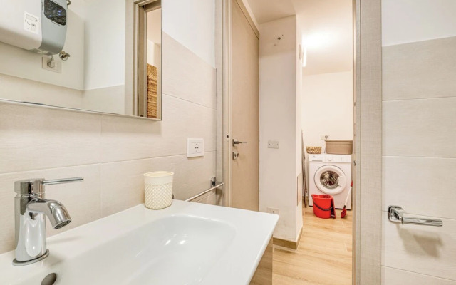 Merlo D - town center & private parking