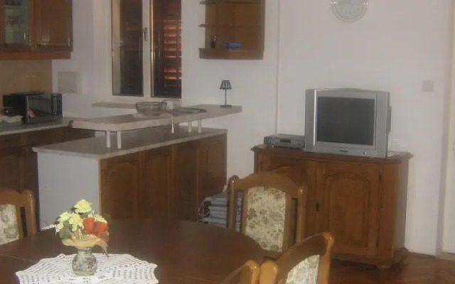 Apartments Dobrasin