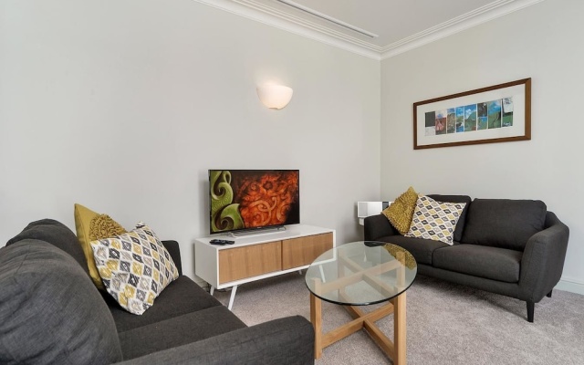 QV Heritage Towers Apartment - 553 – Guest Rooms – Auckland