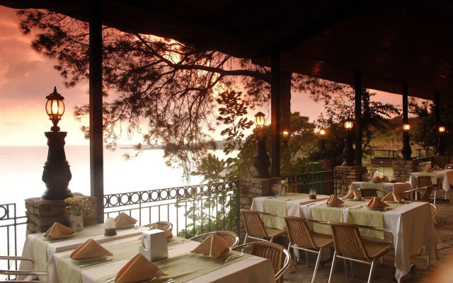 Aska Bayview Resort 
