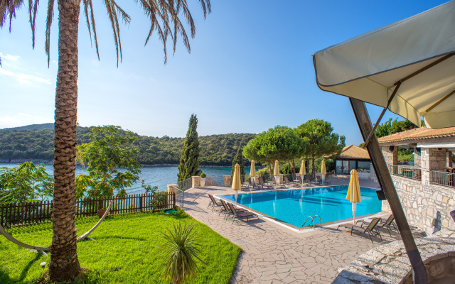Mövenpick Resort Agios Nikolaos Sivota