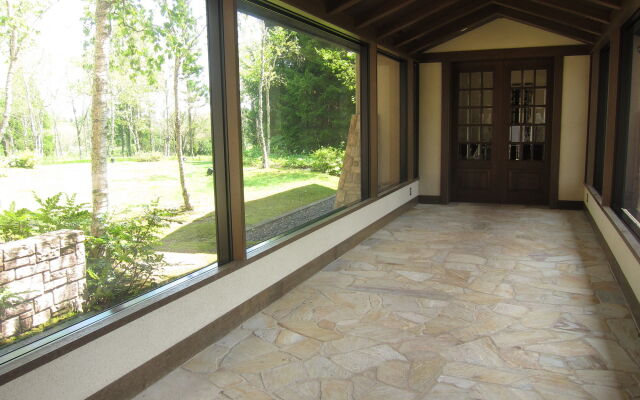 Sun Members Hirugano