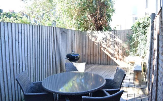2 Bedroom Property in Tooting