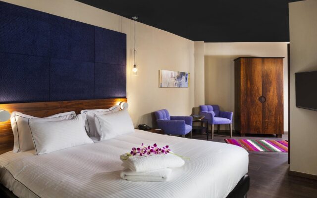 PLAY Seaport Suite Hotel TLV