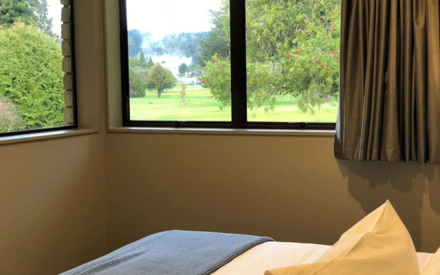 Luxury Golf-Side Lodge K Lodge Rotorua