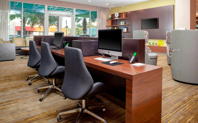 Courtyard by Marriott DeLand Historic Downtown