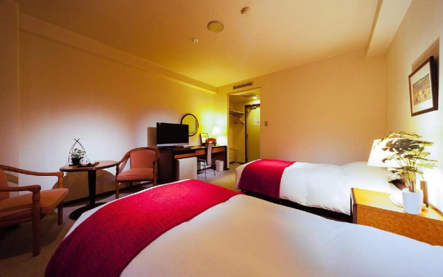Hakuba Springs Hotel – Guest Rooms – Hakuba