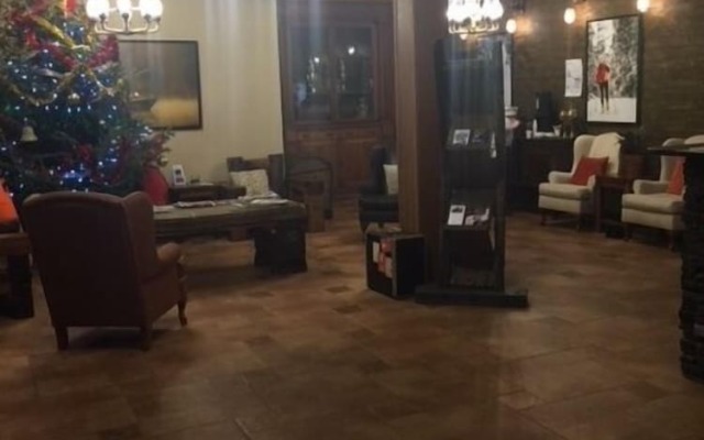 Spruce Hill Resort & Spa