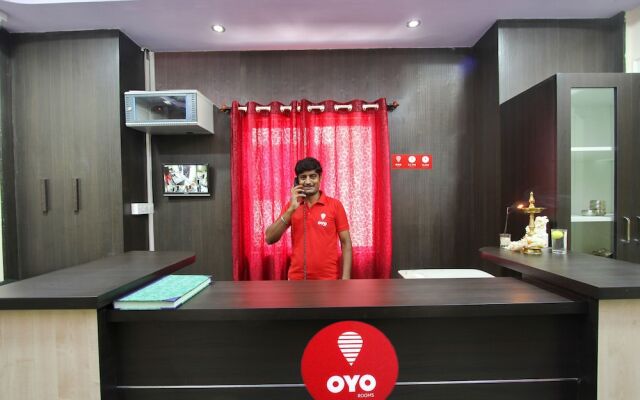 OYO 9060 Sri Sai Guest Inn