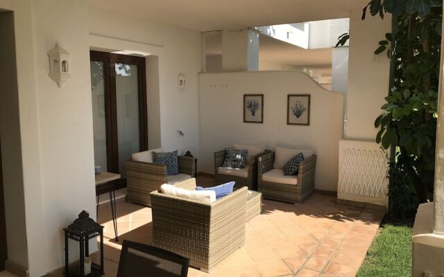 Altos de Cortesin 2156