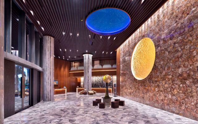 Wyndham Grand Plaza Royale Shuangyue Bay