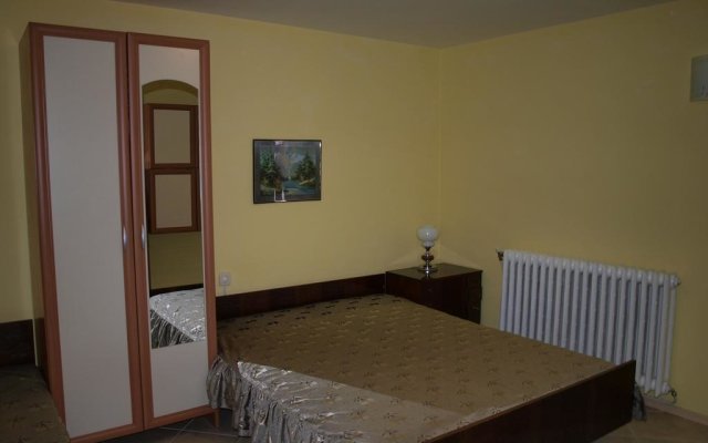 Guest Rooms "Kamberovi"