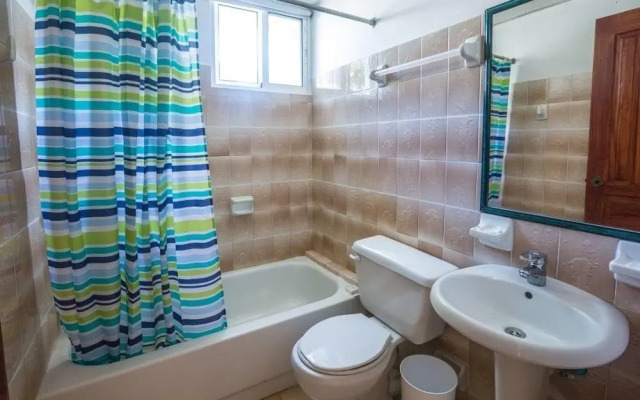 Las Canas Beach Retreat