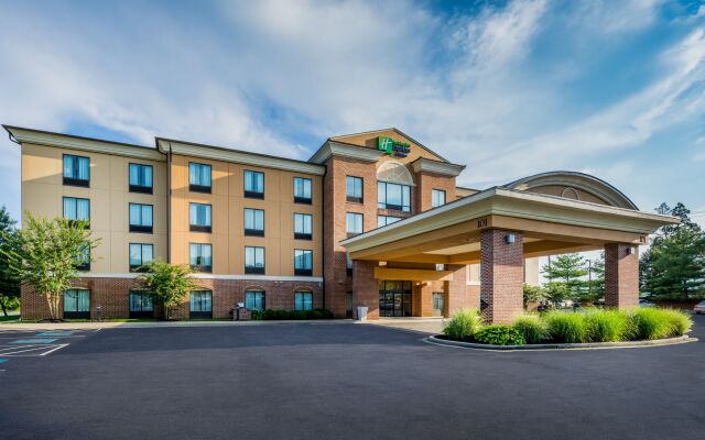 Holiday Inn Express North East by IHG