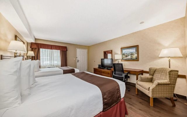 Stony Plain Inn and Suites