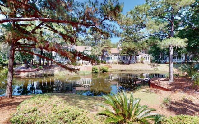 7621 Huntington Villas