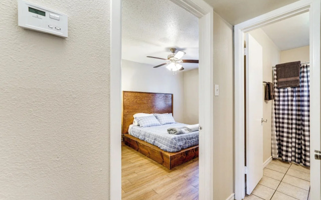 Texarkana Apartment ~ 2 Mi to Downtown!