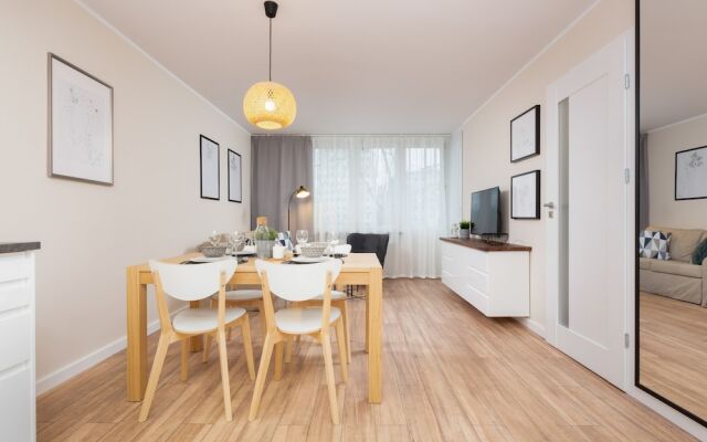 Apartment Warsaw Krolewska by Renters