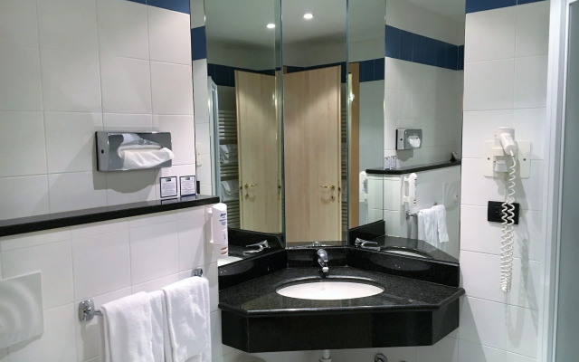 Holiday Inn Express Parma by IHG