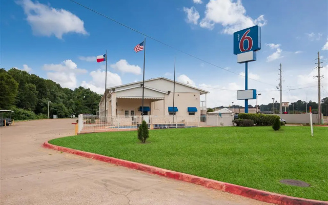 Motel 6 Atlanta, TX