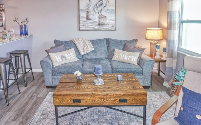 Sunset Beach Treasure Island Getaway (8200-4)