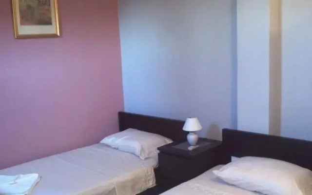 Apartments Gutic