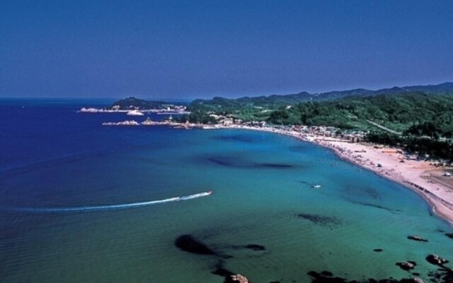 Samcheok Yonghwa Hotel