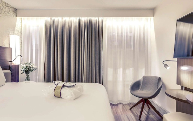 Mercure Paris Arc de Triomphe Etoile