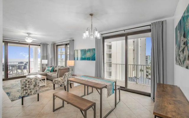 Pelican Pointe 506