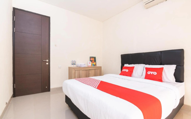OYO 2001 Taman Dayu Villa Golf View