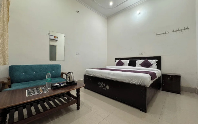 Murli Manohar Palace