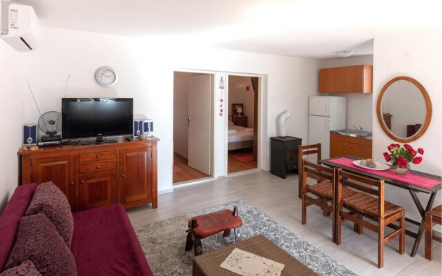 Stunning Home in Komarna With 2 Bedrooms and Wifi