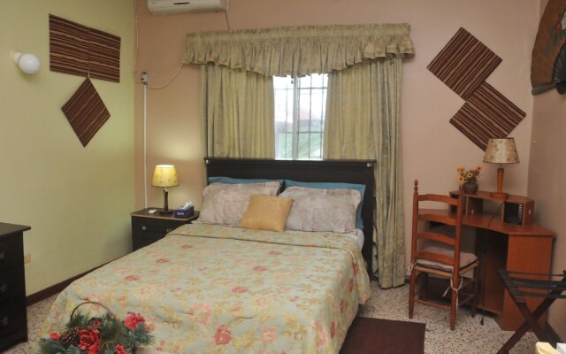 Moko's Bed & Breakfast