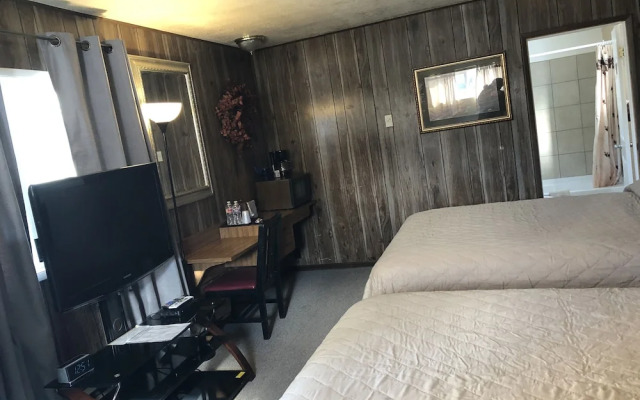 Rustic Inn Motel