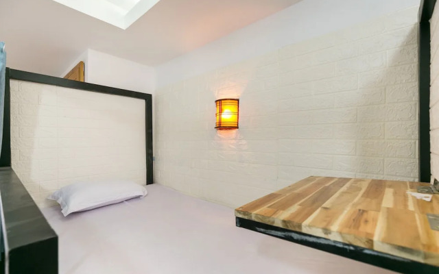 OYO 760 Ceo House Homestay - Hostel