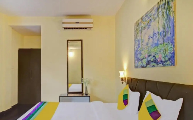 Blue Door Hotel Morjim