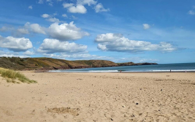 Marina Reach Neyland, Flat With Great sea Views