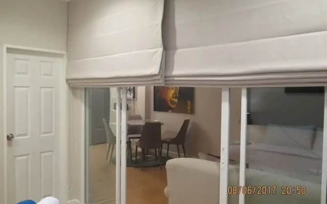 Luxury 2-Bedroom Condo with Ocean Views in Cha-am, Thailand