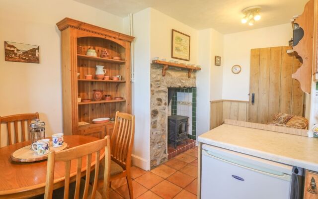 2 Menefreda Cottages