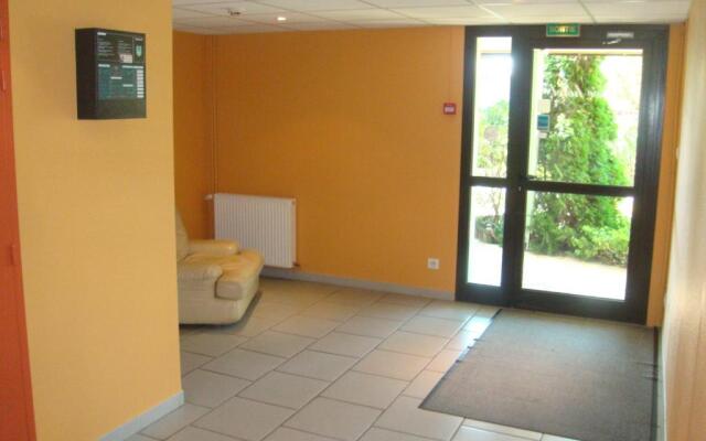 H¿tel-Restaurant Le Calice Du Gevaudan - A75