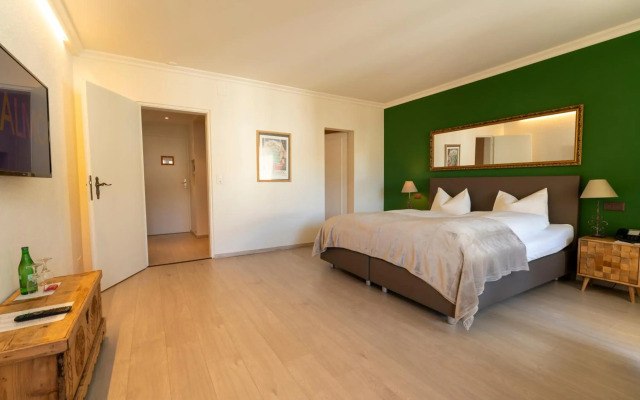 Hotel Europa Suites