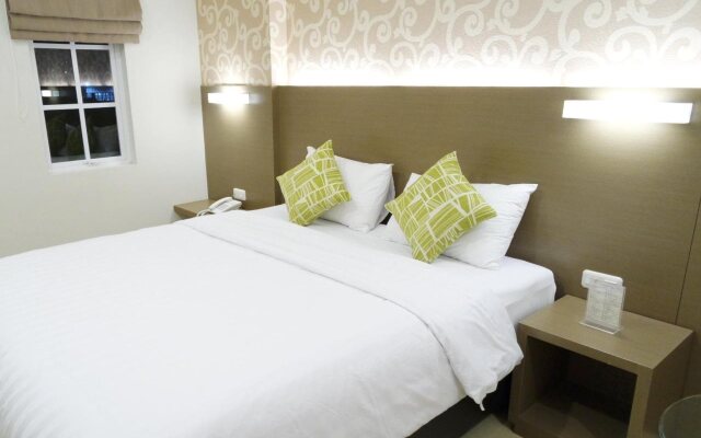 Yokotel Hotel