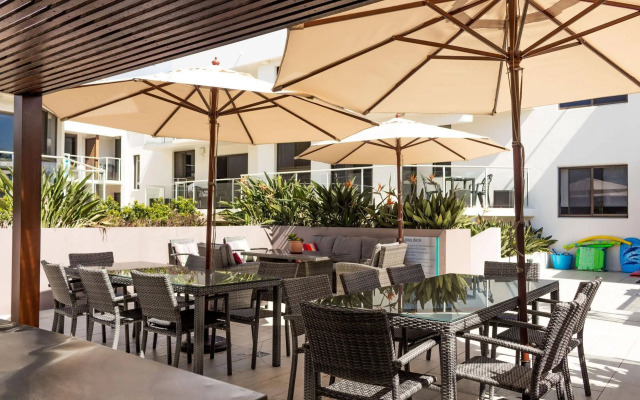 Bayview Beachfront Apartments, in town right on the beach