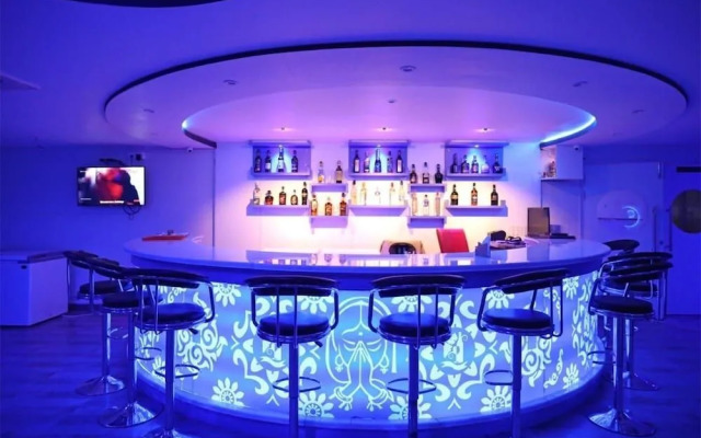 Hotel Yash International