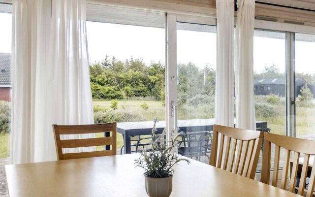 10 Person Holiday Home in Brovst-by Traum