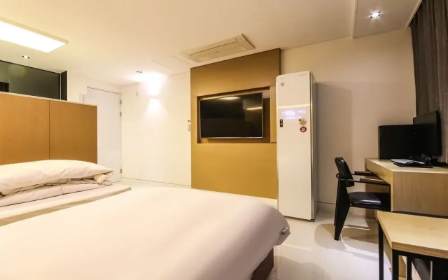 Jeonju Gyeongwondong The City Hotel