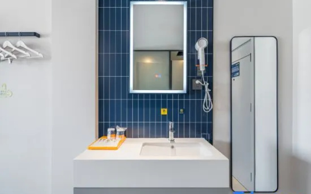 7Days Inn Hotel (Huai'an Lianshui Baiyue Plaza) – Bathroom – Lianshui
