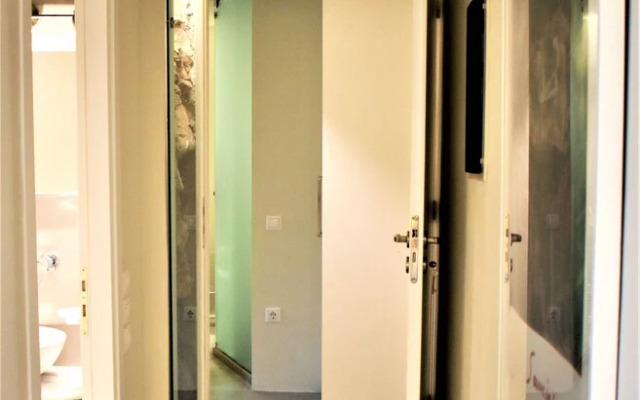 Acropolis Suites