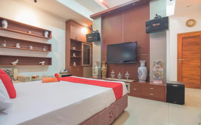 RedDoorz near Margahayu Raya