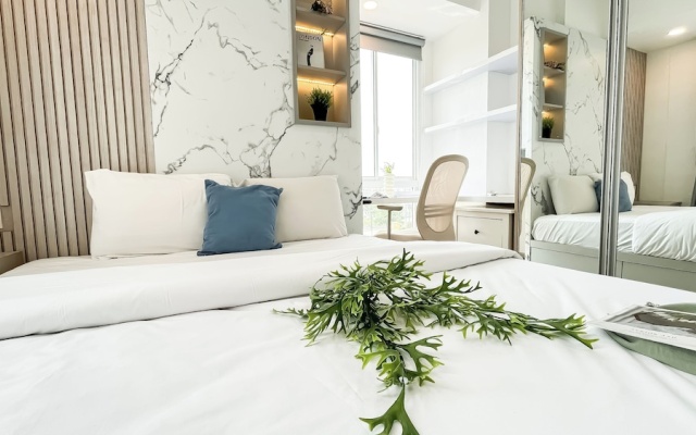 Modern Classic Touch 1Br Apartment At Tokyo Riverside Pik 2 – Guest Rooms – Jakarta